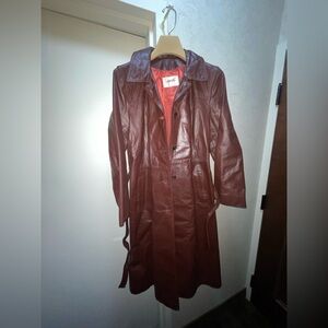 Vintage Avanti Brown Leather Trench Coat from the 1970’s Size Small